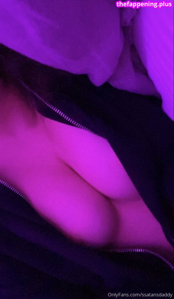 _destineemadison_ / ssatansdaddy नग्न OnlyFans फोटो #1