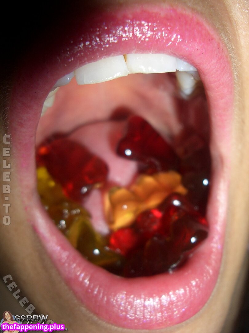 LailaniSSBBW / SSBBW Lailani / curvy.globetrotter / ssbbwlailani Фото обнажённых OnlyFans #80