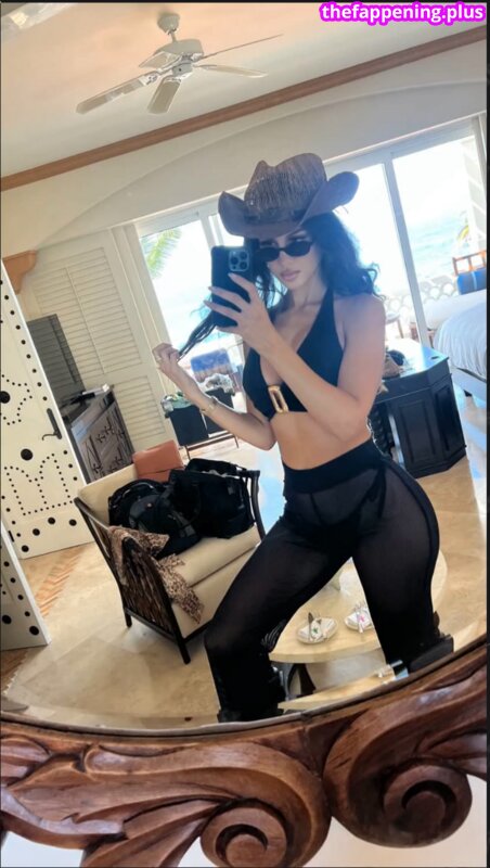 Sssniperwolf Çıplak OnlyFans Fotoğrafı #165