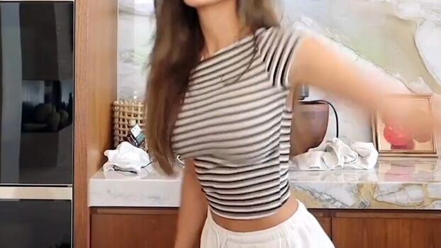 Full leaked Sssniperwolf private onlyfans photo