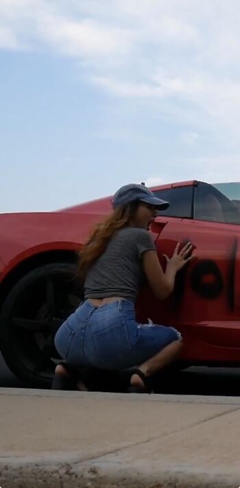Sssniperwolf
