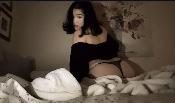 Full leaked Strslor private onlyfans photo
