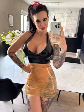 Starfucked