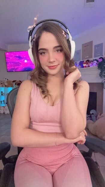 Full leaked Staryuuki page private onlyfans photo