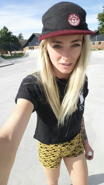 Full leaked Stefani nurding page private onlyfans photo