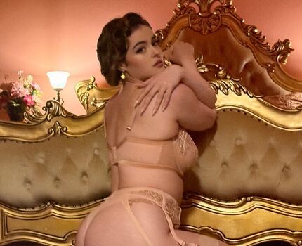 Full leaked Stefania ferrario private onlyfans photo
