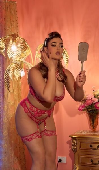 Full leaked Stefania ferrario private onlyfans photo
