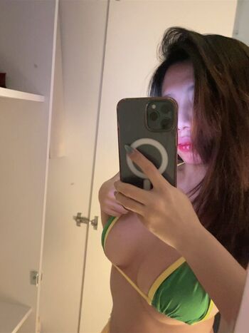 Full leaked Steffany private onlyfans photo