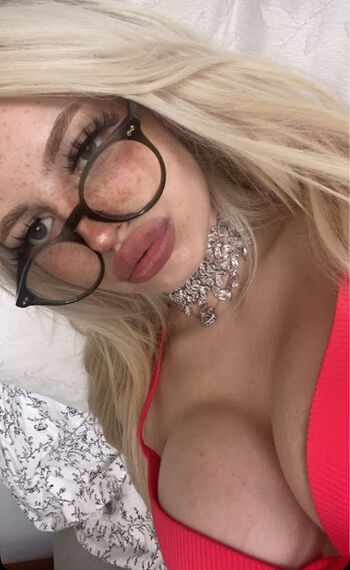 Full leaked Steffisnowbunny private onlyfans photo