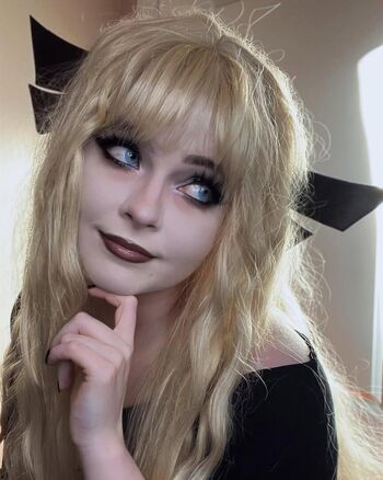 Full leaked Stellalasaurus private onlyfans photo