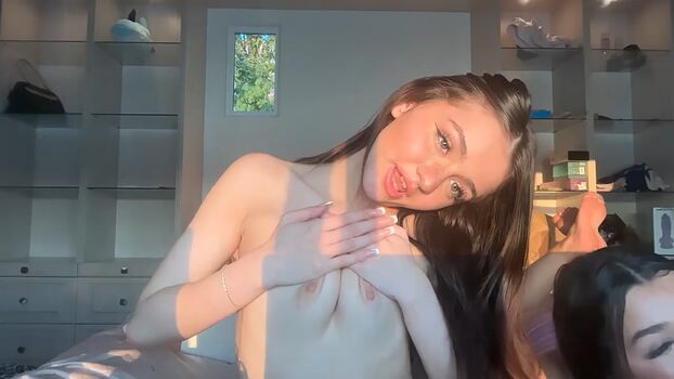 Full leaked Stellapearl private onlyfans photo