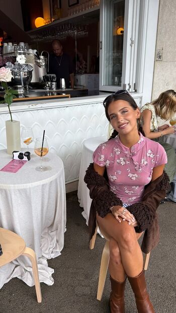 Full leaked Steph mandich page private onlyfans photo