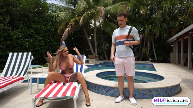 Full leaked Stephanie love stephaniethestripper page private onlyfans photo