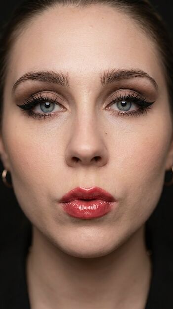 Stevie Martin