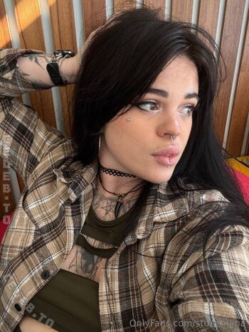 Full leaked Stonemlina page private onlyfans photo