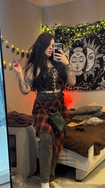 Full leaked Stonemlina page private onlyfans photo