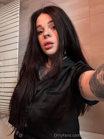 Full leaked Stonemlina page private onlyfans photo
