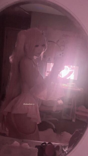 Full leaked Strawbarizz private onlyfans photo