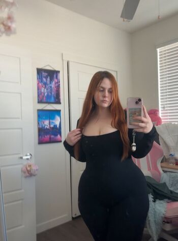 Full leaked Strawbrrymilk private onlyfans photo