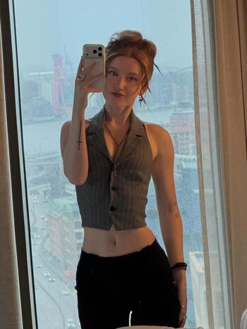 Full leaked Strawbz private onlyfans photo