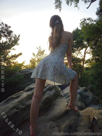 Full leaked Strohbeeren private onlyfans photo