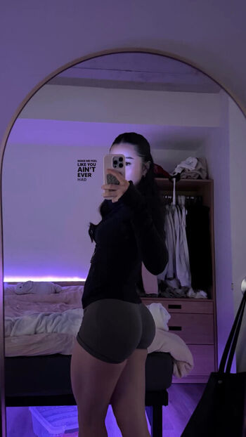 Full leaked Sua lee private onlyfans photo