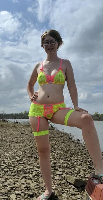 Full leaked Submissiveplz private onlyfans photo