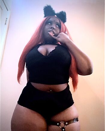 Full leaked Succubuzdemon private onlyfans photo