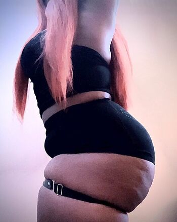 Full leaked Succubuzdemon private onlyfans photo