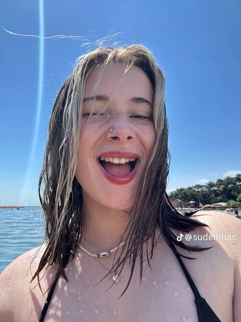Full leaked Sude elmas private onlyfans photo