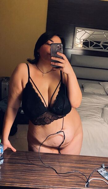 Full leaked Sufiye mazinani private onlyfans photo
