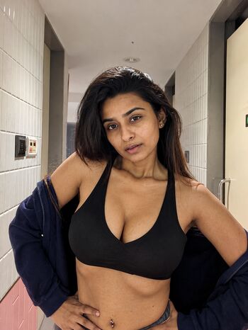 Full leaked Suhana khan private onlyfans photo