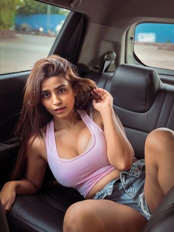 Full leaked Suhana khan private onlyfans photo