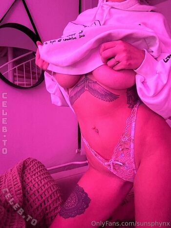 Full leaked Sun sphynx private onlyfans photo