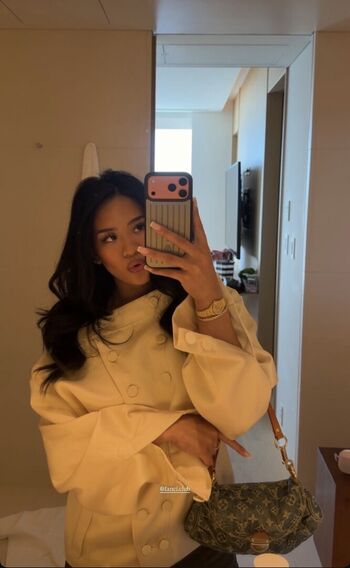 Full leaked Suni lee page private onlyfans photo