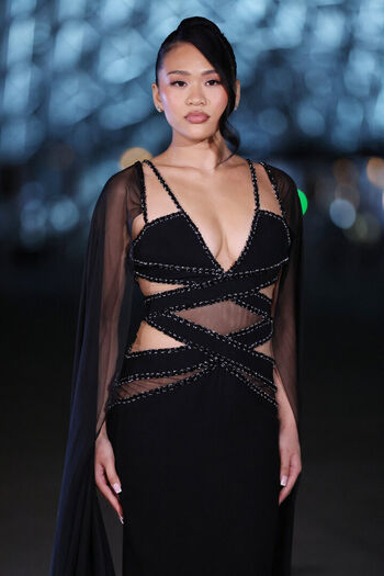 Full leaked Suni lee page private onlyfans photo