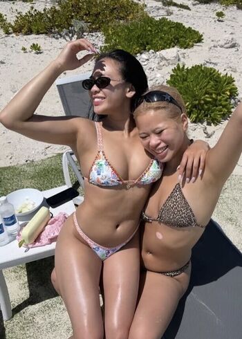 Full leaked Suni lee page private onlyfans photo