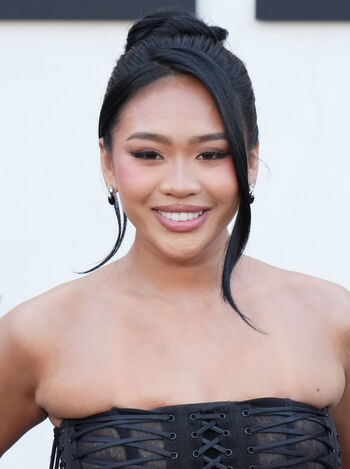 Full leaked Suni lee private onlyfans photo