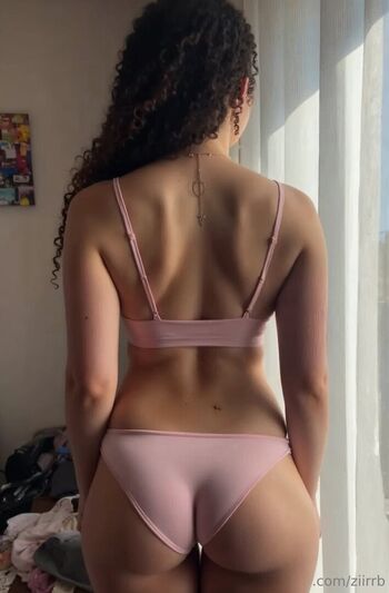 Full leaked Sunny bell private onlyfans photo