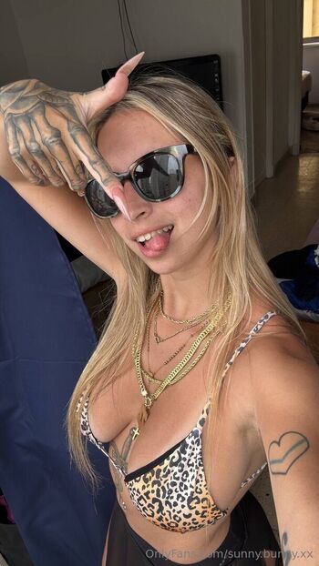 Full leaked Sunny bunny xx private onlyfans photo