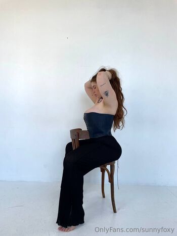 Full leaked Sunny foxy private onlyfans photo