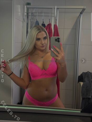Full leaked Sunshineblondie private onlyfans photo