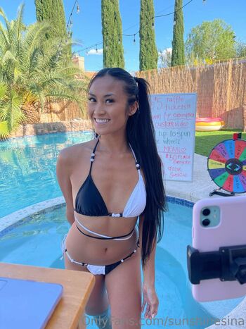 Full leaked Sunshinesina private onlyfans photo