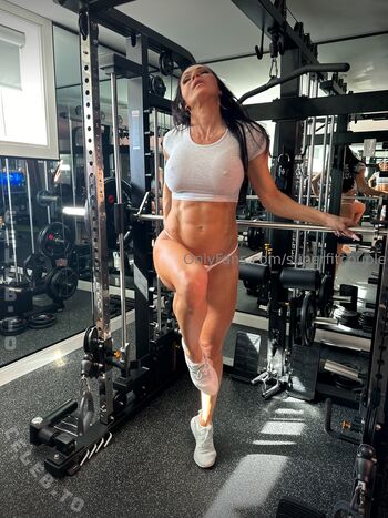 Full leaked Super fit couple page private onlyfans photo