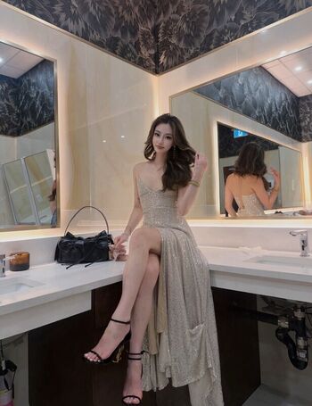 Full leaked Susansunn private onlyfans photo