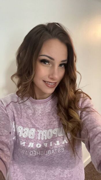 Full leaked Susieonlyx private onlyfans photo