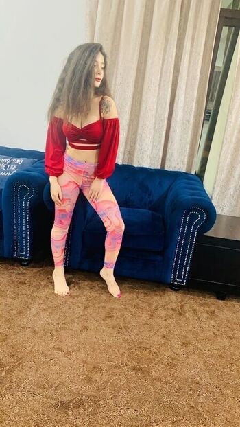 Full leaked Suzanna official private onlyfans photo