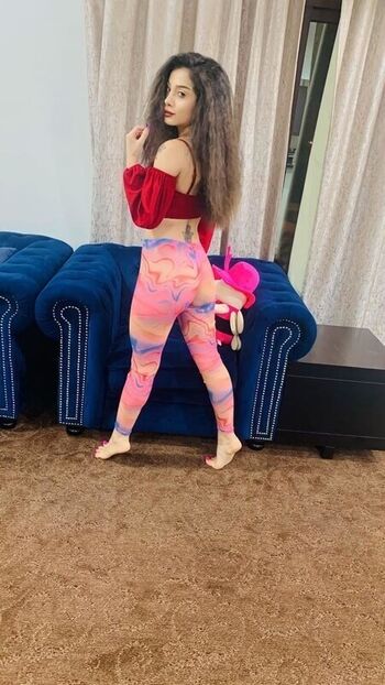 Full leaked Suzanna official private onlyfans photo