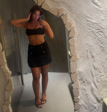 Full leaked Swedish girls private onlyfans photo