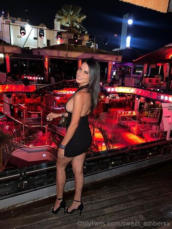 Full leaked Sweet amberxx private onlyfans photo